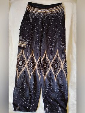 Black Harem Pants With Gold Details. OS. So Comfy And Flattering
